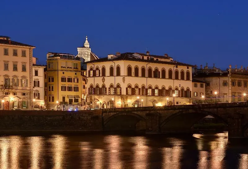 Leone Blue Suites contacts