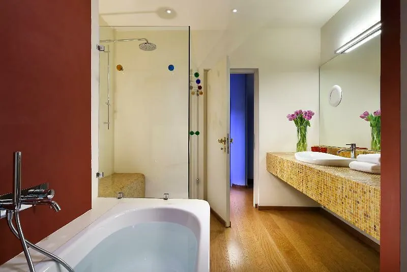 Leone Blue Suites Florence 4*,  Italy