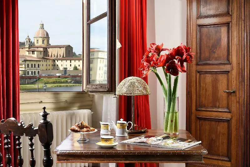 Leone Blue Suites Florence