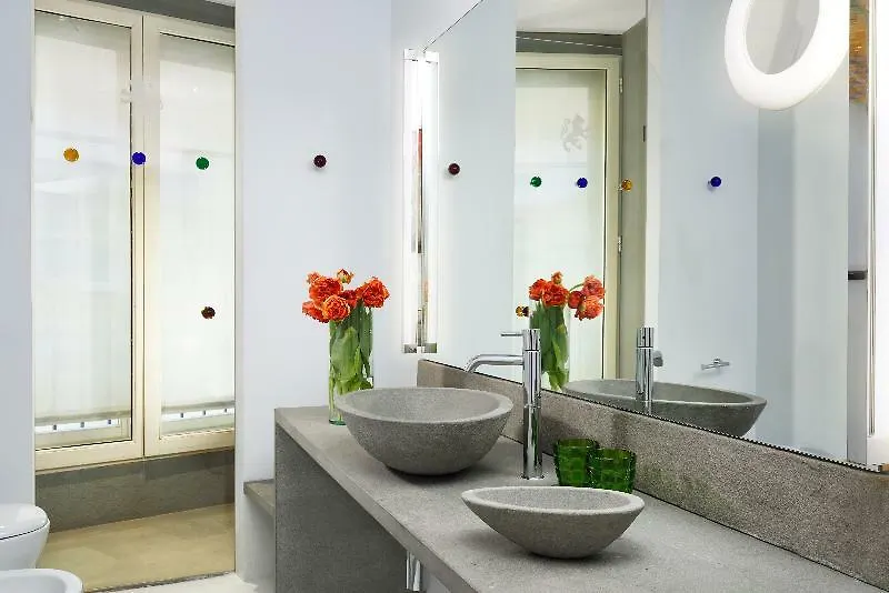 Leone Blue Suites Florence Italy